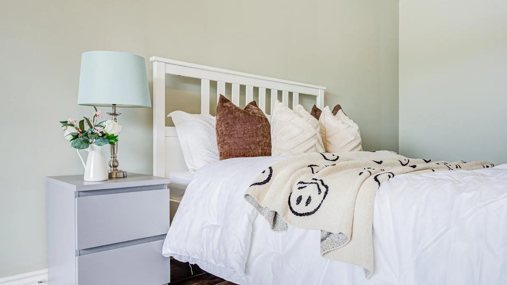 Nest In The Orchard--Cozy Room تورونتو كندا